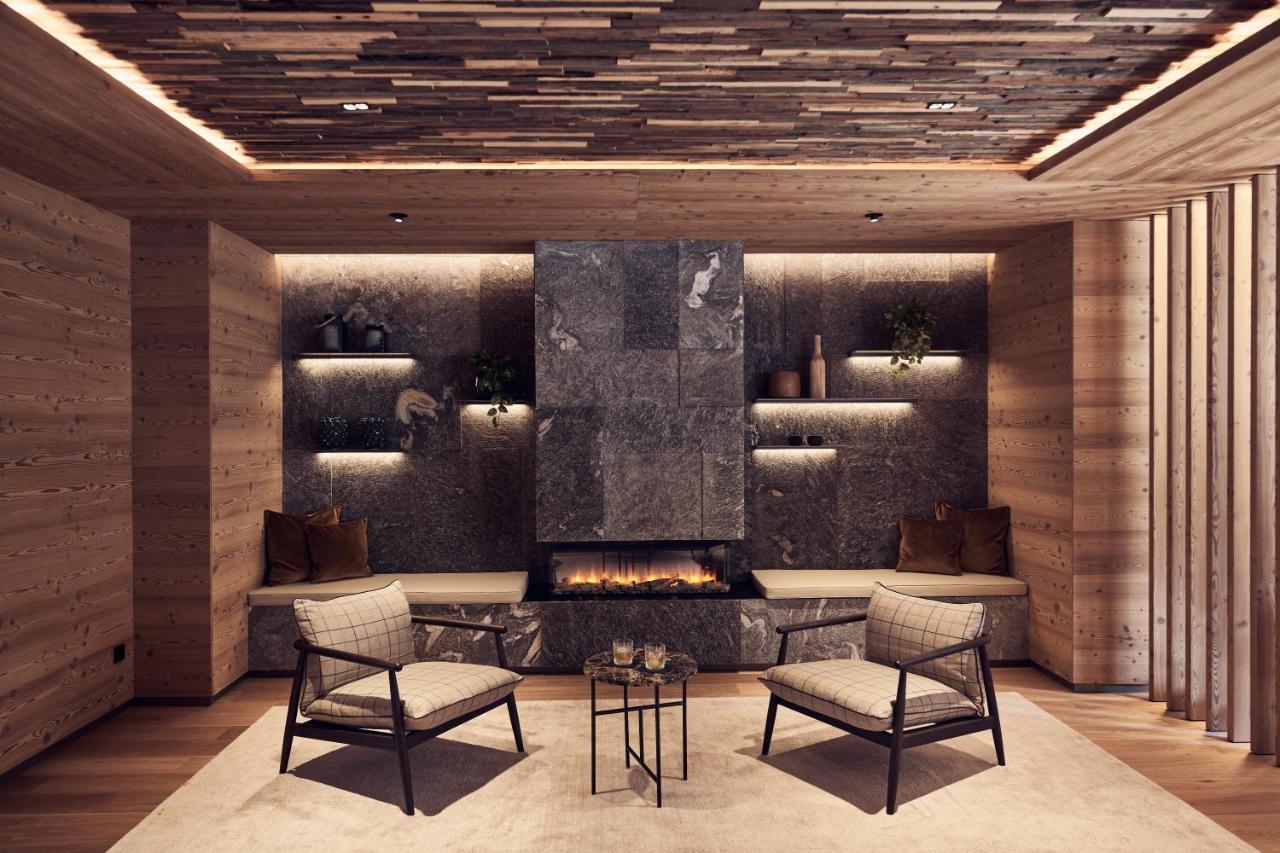 Falkensteiner Hotel Kronplatz - The Leading Hotels Of The World (Adults Only) 리스코네 외부 사진 Interior of the hotel