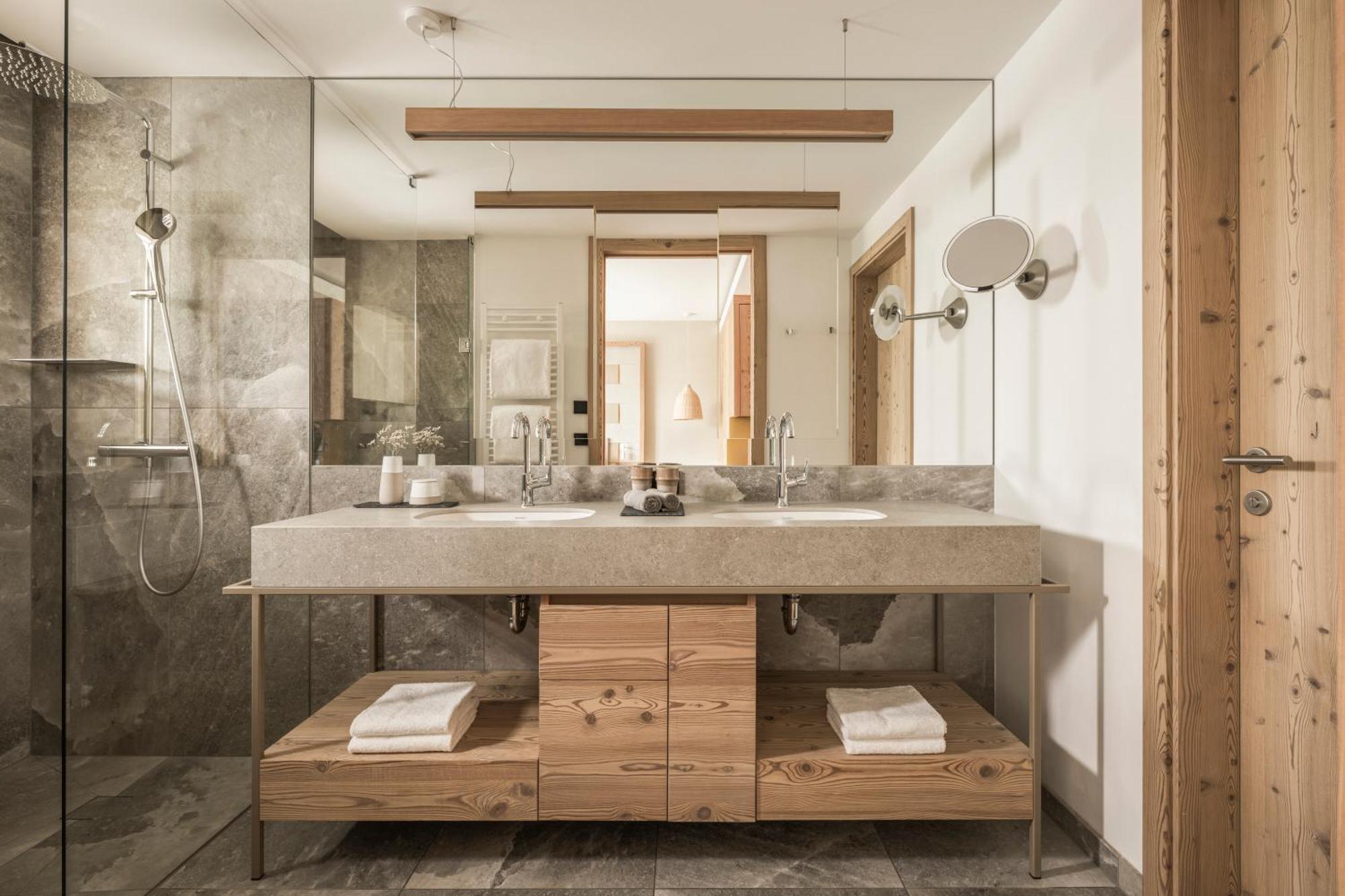 Falkensteiner Hotel Kronplatz - The Leading Hotels Of The World (Adults Only) 리스코네 외부 사진 Bathroom