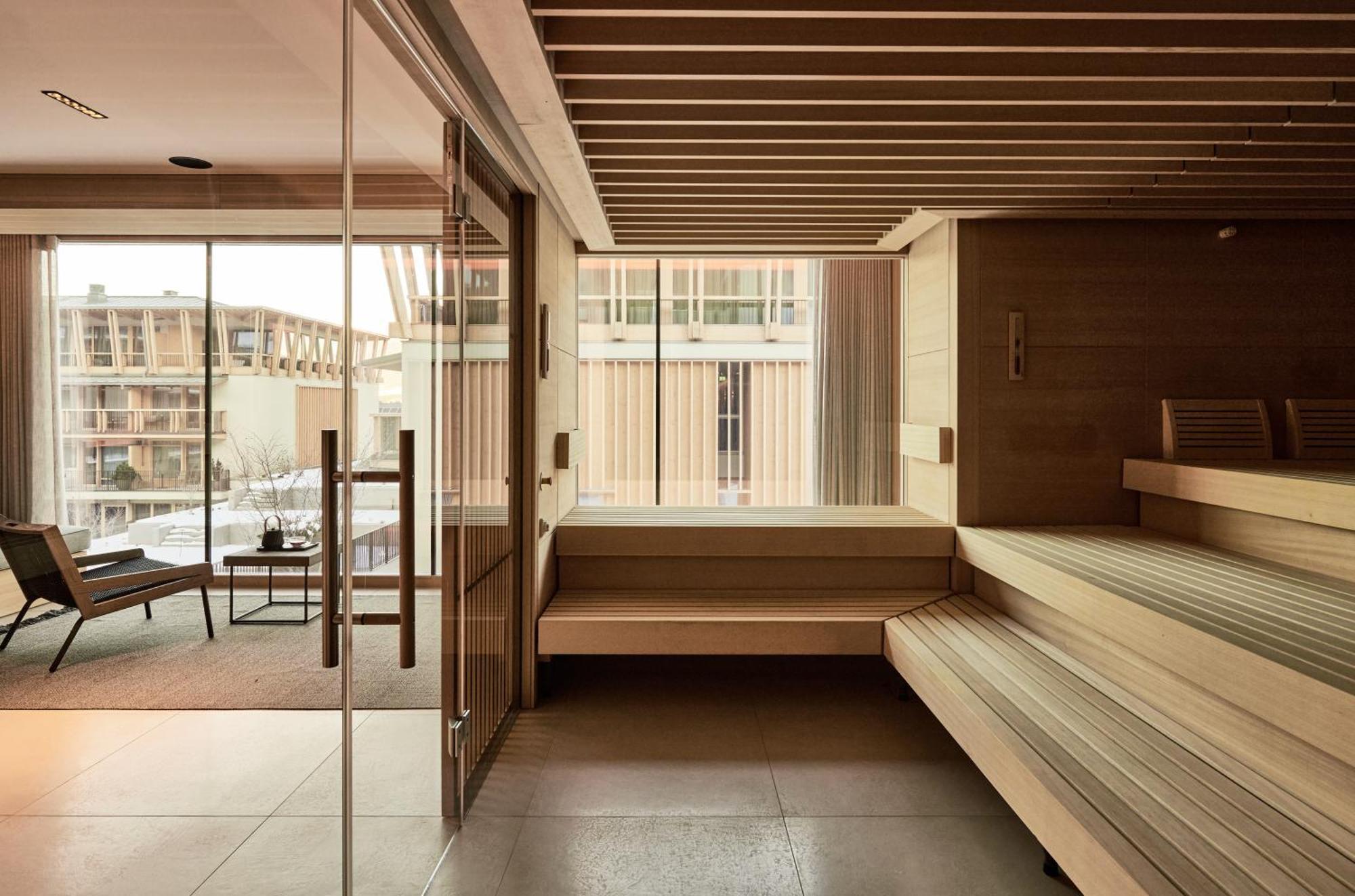 Falkensteiner Hotel Kronplatz - The Leading Hotels Of The World (Adults Only) 리스코네 외부 사진 Interior of the hotel
